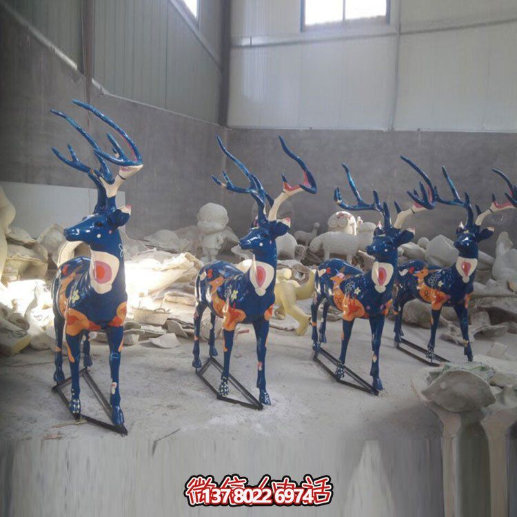 玻璃鋼梅花鹿彩繪擺件，把園林景觀裝點(diǎn)出夢幻色彩