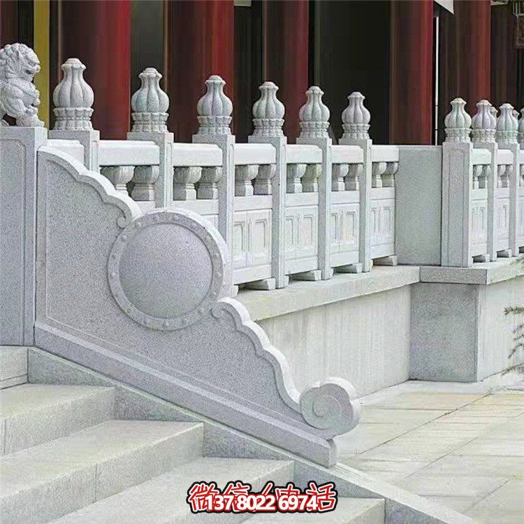 精美石雕欄桿欄板，點(diǎn)綴景區(qū)景點(diǎn)，增添園林雕塑之美