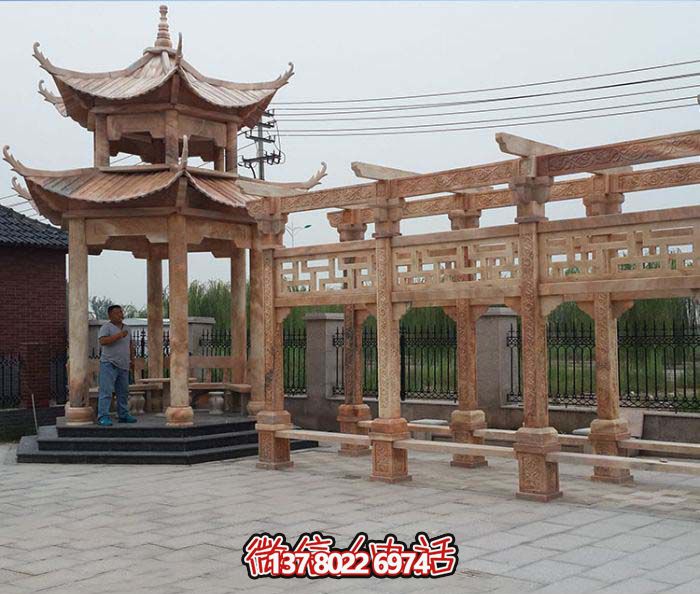 美麗的花崗巖長廊，沐浴在精致的雕刻藝術中