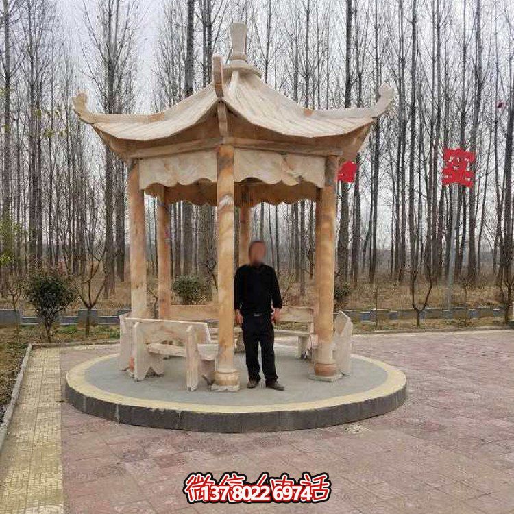 體驗晚霞之美、放松心情的紅石亭